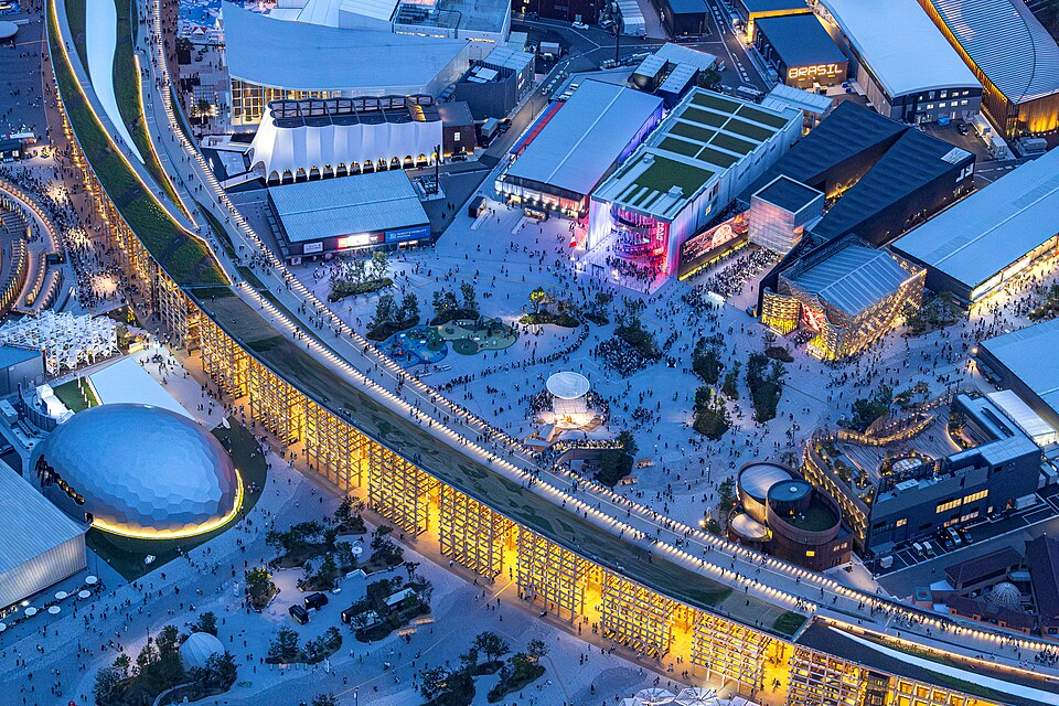 激レア❗非売品　関西万博　バーレーン王国　金と黒セート　ナシオナルデイピン バーレーンパビリオン 写真一覧 | EXPO2025大阪・関西万博